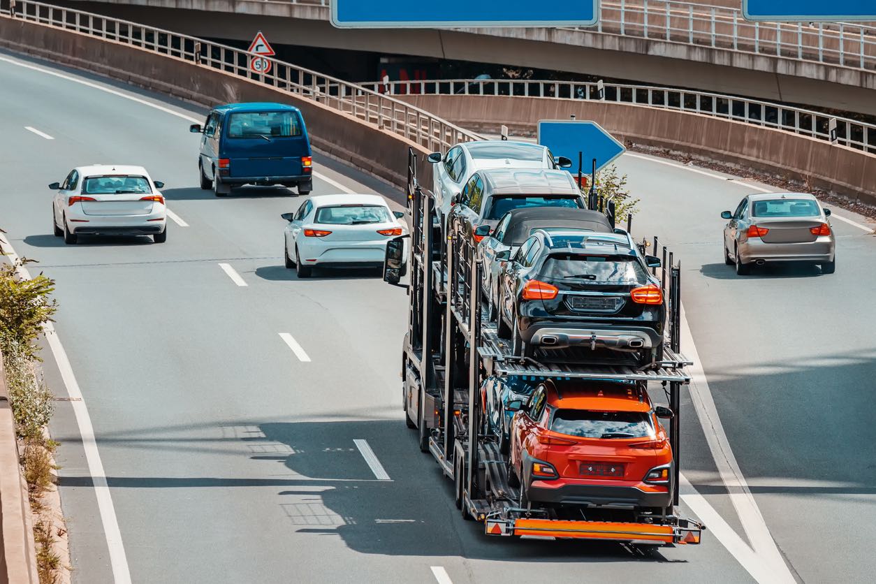 Choosing the Right Auto Transport Service