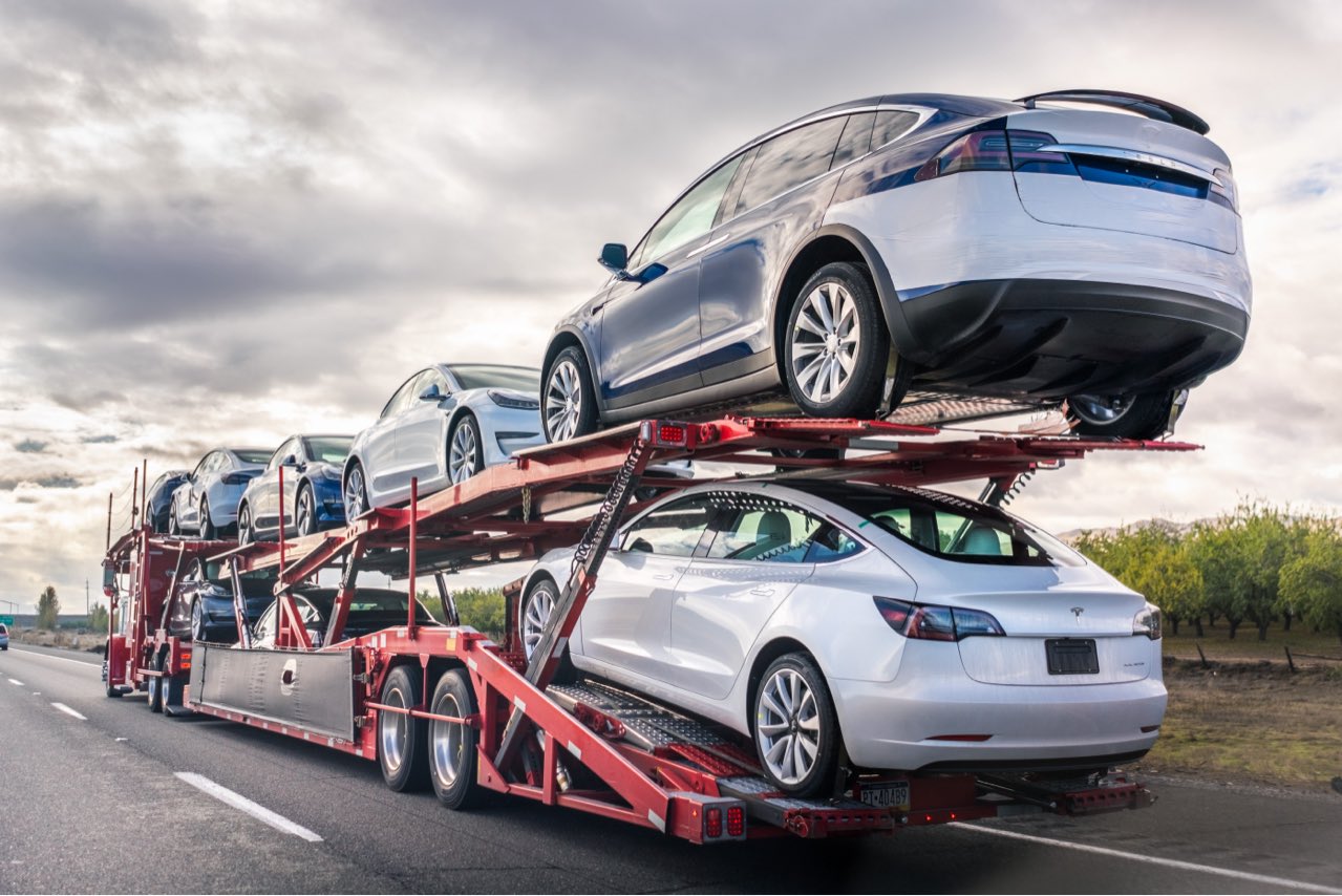 Best Practices for Scheduling Seasonal Car Transport